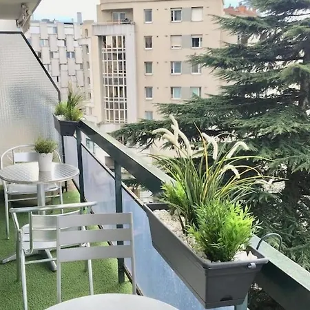 Le 27 - Appartement 3*** Cosy A Lyon Parking Exterior foto